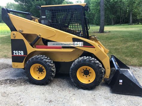 252 caterpillar skid steer|252b cat skid steer specs.